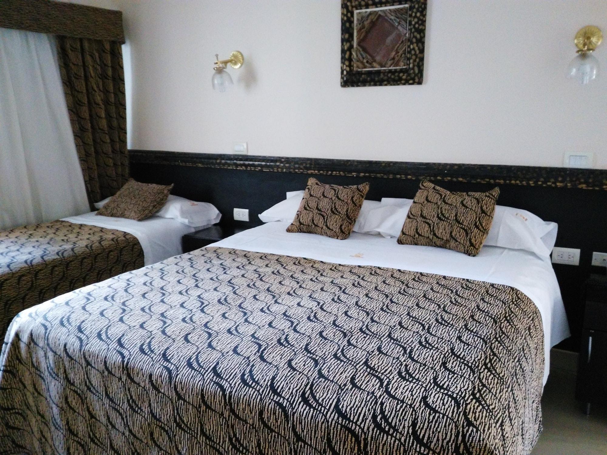 Hotel A&B Internacional Буэнос-Айрес Экстерьер фото