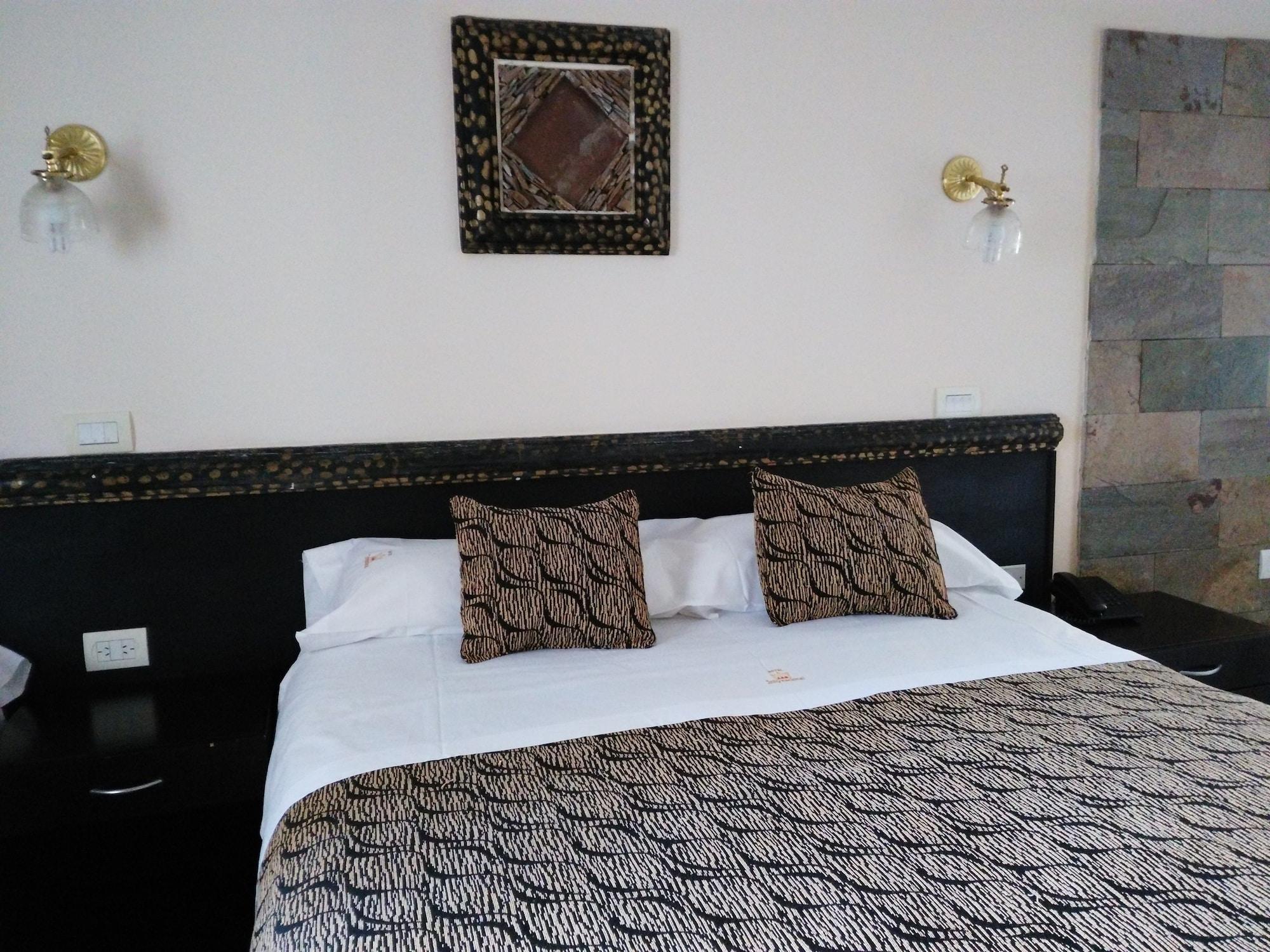 Hotel A&B Internacional Буэнос-Айрес Экстерьер фото